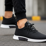 Men's Lightweight Knit Trainers – Black