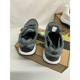 Women’s AOV Sneakers,Size 6.5 new