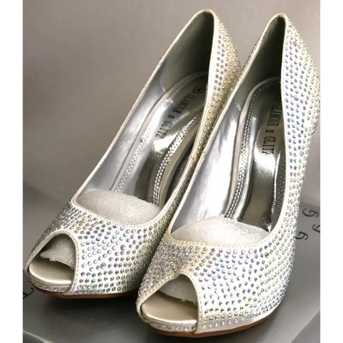 Women's Heel, Size 4, New with Tags